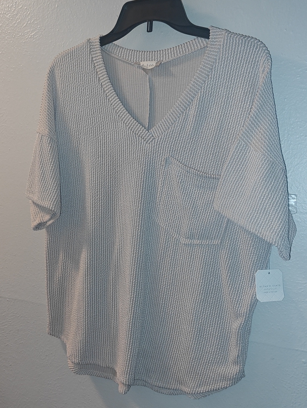 NWT Altar'd State Cream Ribbed V-Neck Knit Top Sz XS